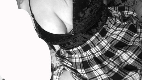 Hallie_ erotische heiße foto