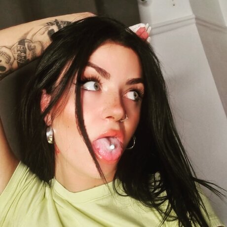 Tiaa Deemon erotische sexy foto