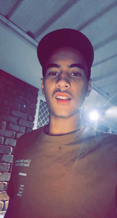 Charles junior pornostar schöne galerie