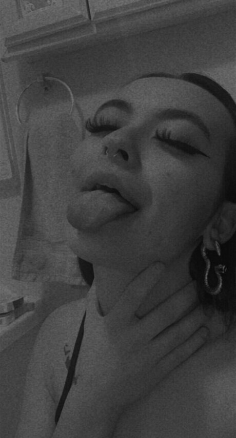 Ms Persephone exklusive sexy fotos