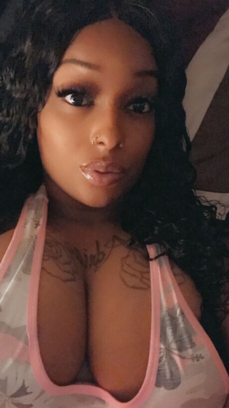 KHANDI112 nackt nette archiv