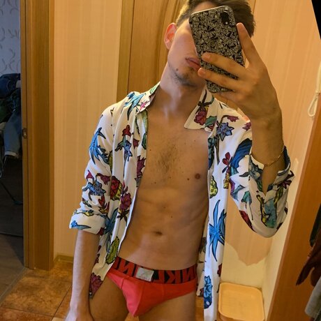 Aleks Miller hd nackte bilder