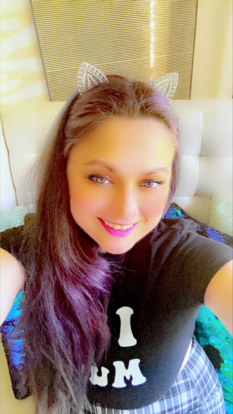 Corina Monica porno heiße fotos