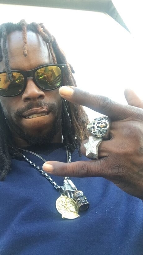 Madone top pornografische foto