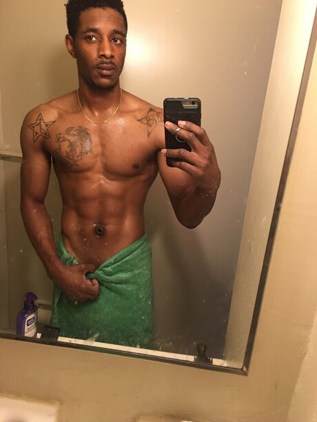 James Long porno akt galerie