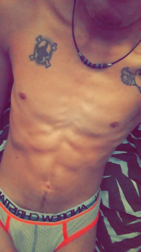 u19083821 exklusive top fotos