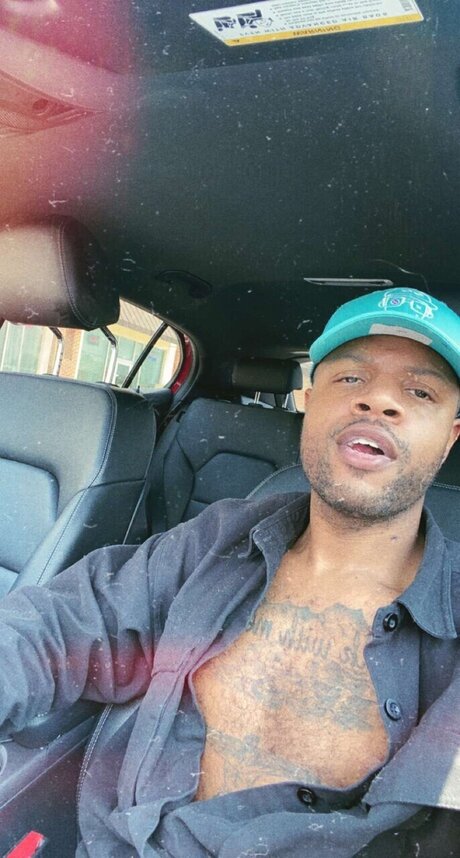 Zilla erwachsene nacktheit bild