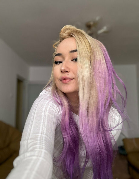 littlealicexxx sexy nette bild