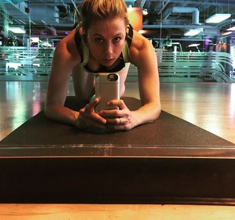 Iliza Shlesinger nacktheit schöne foto