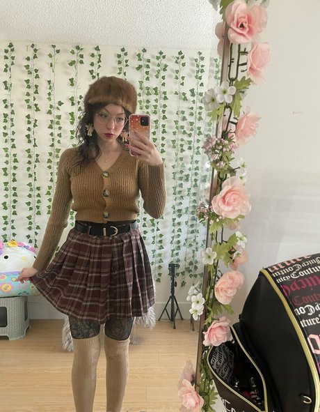 gothgirlmaya schauspielerin akt galerien