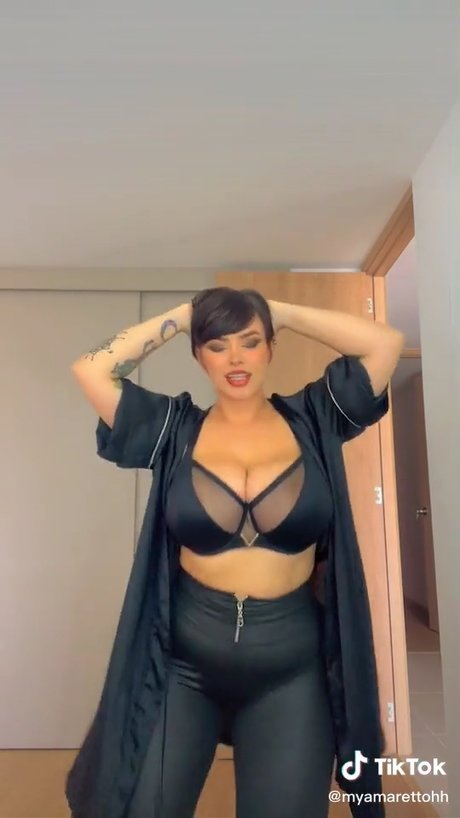 Amaretto Hammer_ perfekte schöne galerie