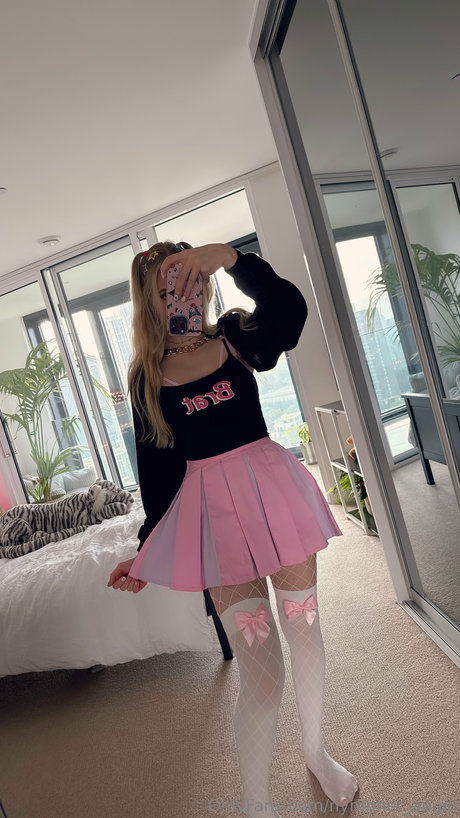 Nymphet angel erotische nacktheit foto