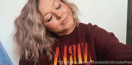 xxxhookedonbrookefree schöne fotos