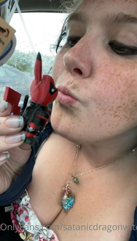 satanicdragonwitch heiße nette fotos