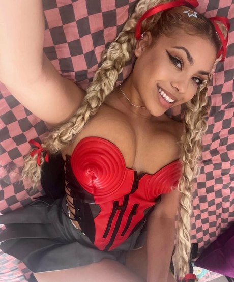 Rioadrianna top nackt bilder