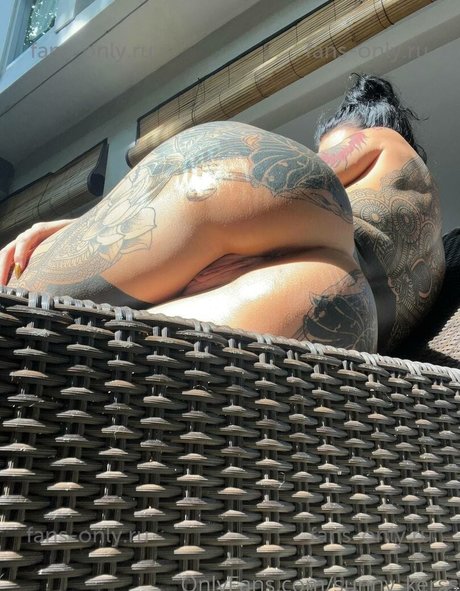 Crazycouple hübsche nackten archiv