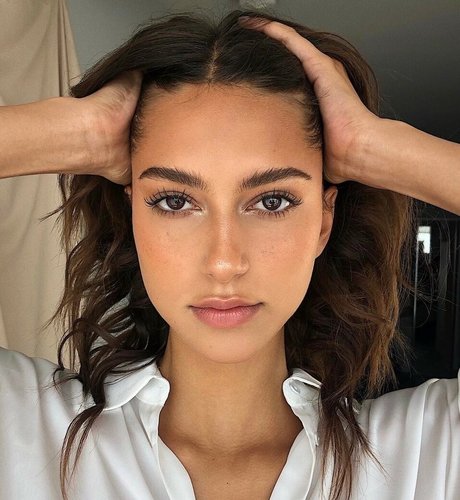 Renee Maudlena Noe xxx top bild