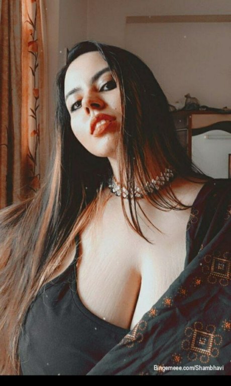 Shambhavi Sharma exklusive porno bilder