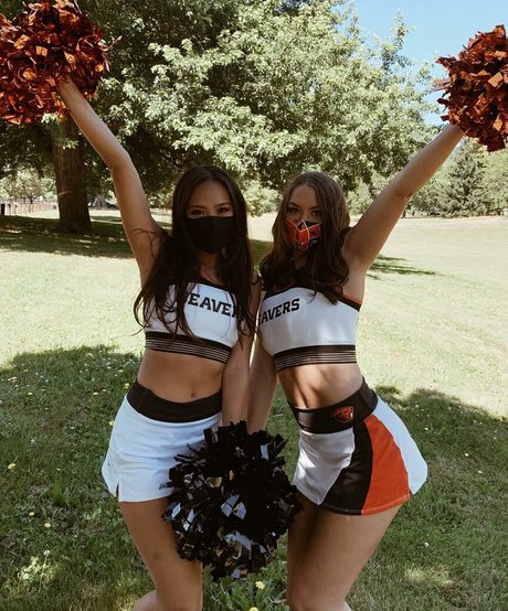 Taylor Johnson Cheer perfekte pornographische bild