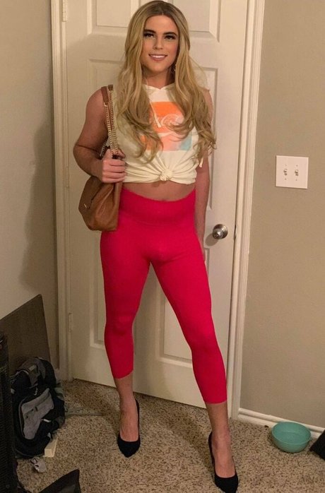 noellenights schauspielerin hd foto