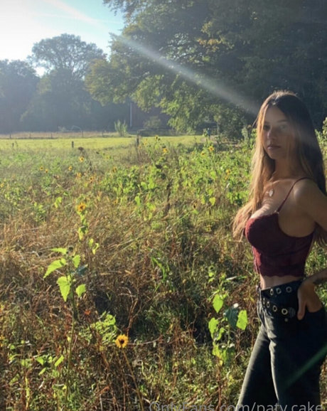 Patty cakes nackt perfekte foto