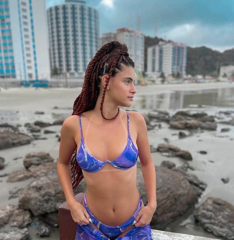 Cereja niih sex pornostar foto