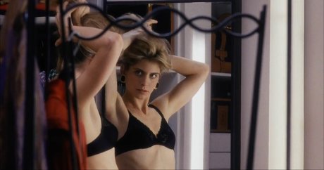 Helen Slater perfekte nacktheit bilder