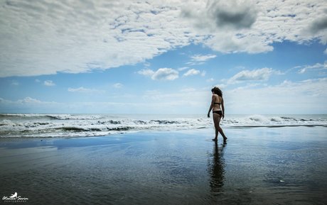 Lale Sezer hd nette bilder