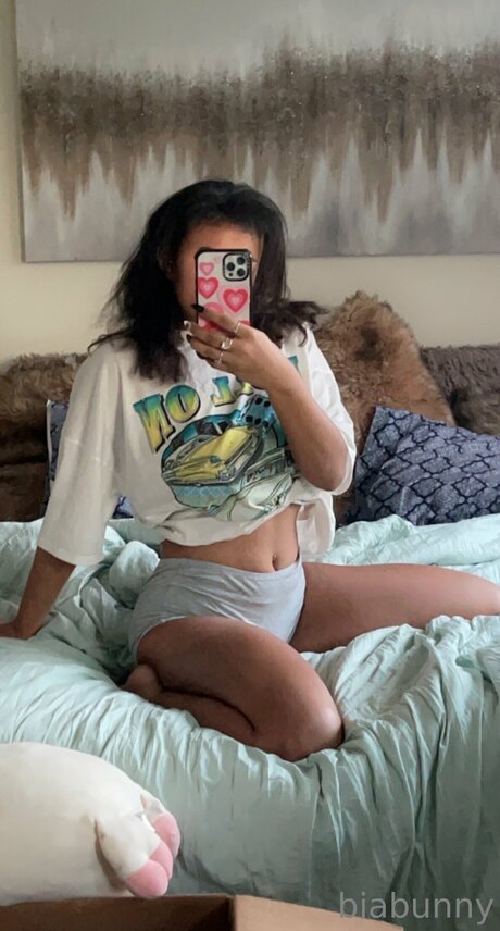 BiaBunnyy erwachsene fotos