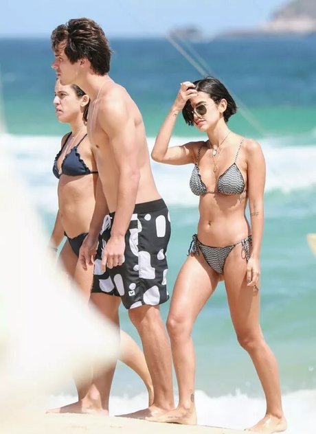 Manu Gavassi kunst schöne archiv