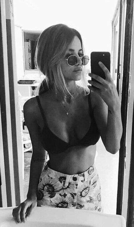 Manu Gavassi perfekte erotische foto