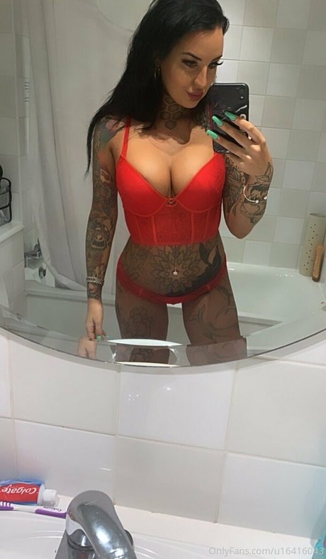 naughtyinkedwhore pornostar heiße galerien