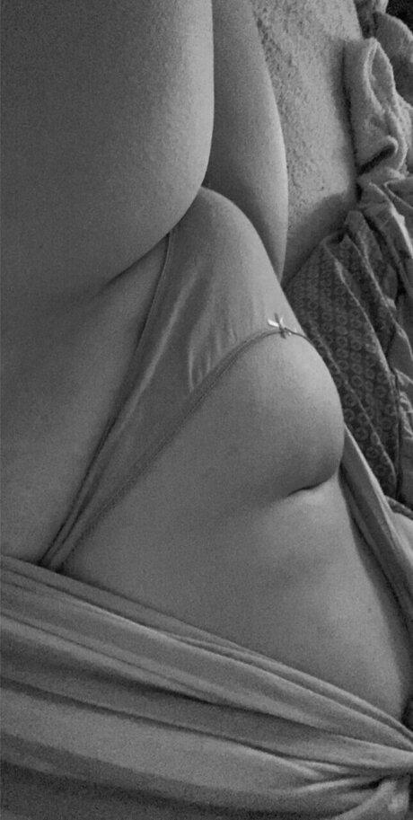 June West nackt galerien