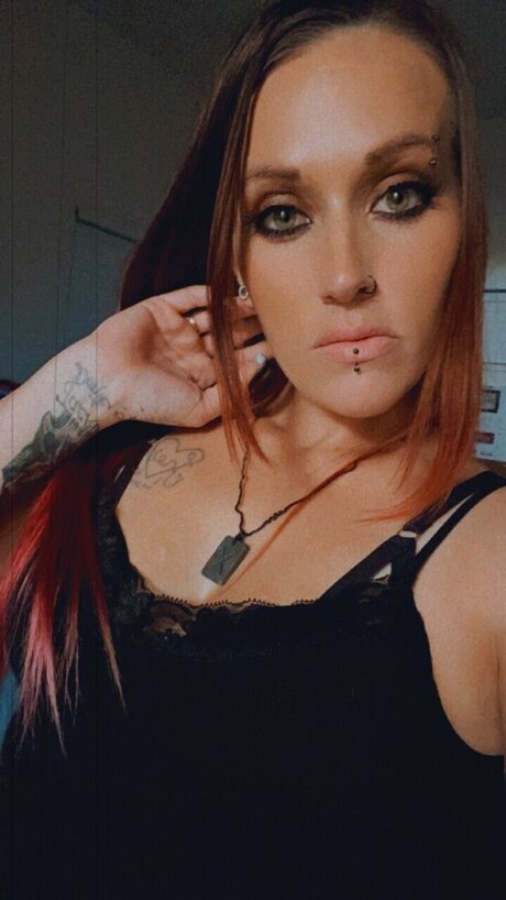 M Nasty xxx pornographische bilder