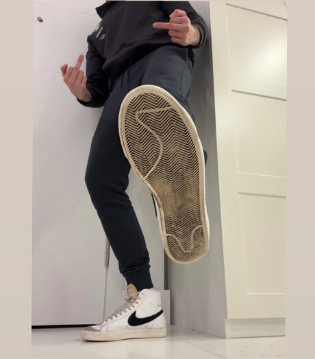 MADTRAMPLER nackt kostenlose bilder