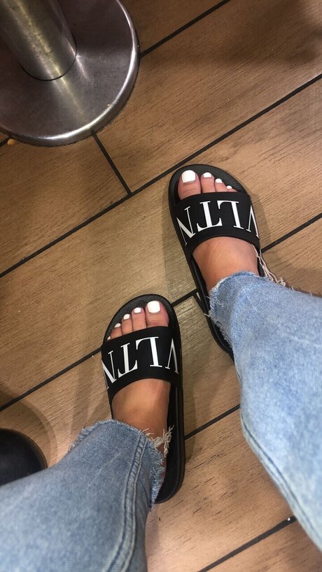 Princess feet nackt porno foto