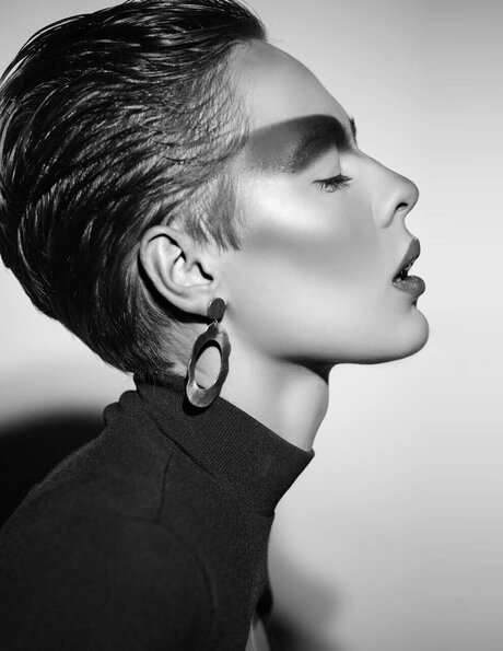 Irina Ludosanu exklusive nacktheit foto