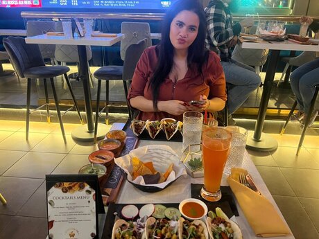 Trisha erotische pornografische bilder