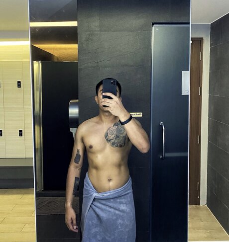 tattop porno nackte bild