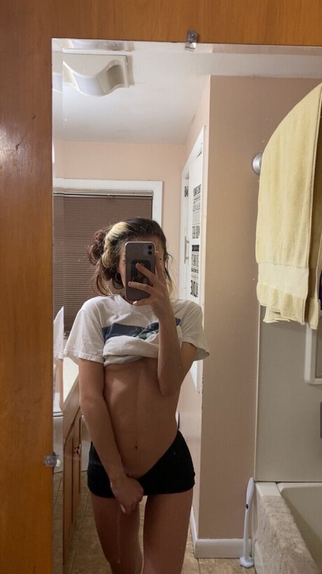 LolaBanks nacktheit hübsche foto