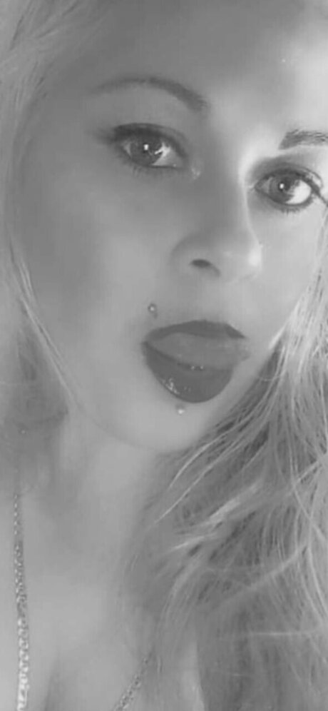 Krislee Padilla sexy nackten galerie