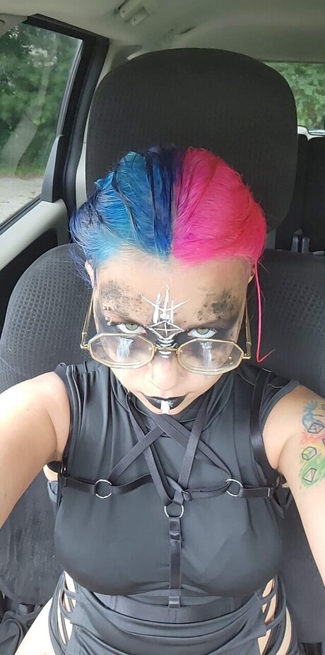 Lillyula kunst nette foto