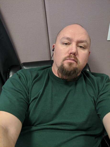 Nick Baker perfekte nackt bild