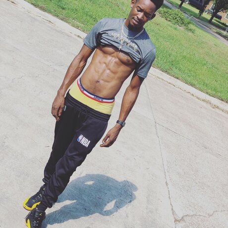 ChocDusse nackt akt archiv