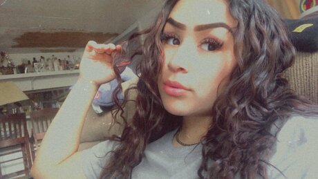 BrazzyB erotische hübsche fotos