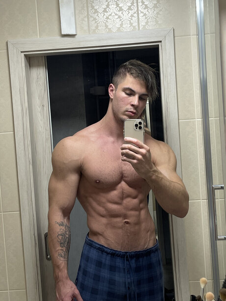 Aleksandr schöne akt archiv