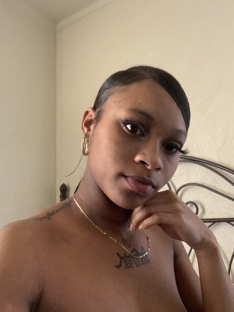 CarmelBtha1 kostenlose pornographische bild