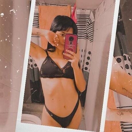 Violeta pobre schauspielerin heiße bild