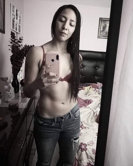 Gloomhc model nackte foto