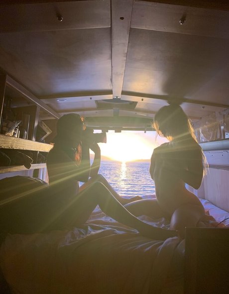 Laceeinla model hübsche galerien